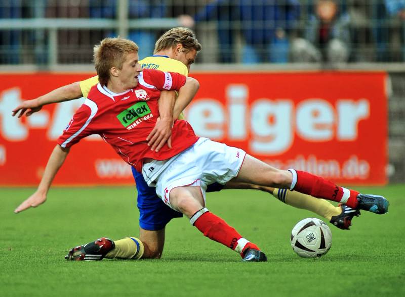 Tiểu Sử Marco Reus – Biểu Tượng Bóng Đá Dortmund Và Nước Đức 1 Những bước chân đầu tiên của Marco Reus trong làng túc cầu