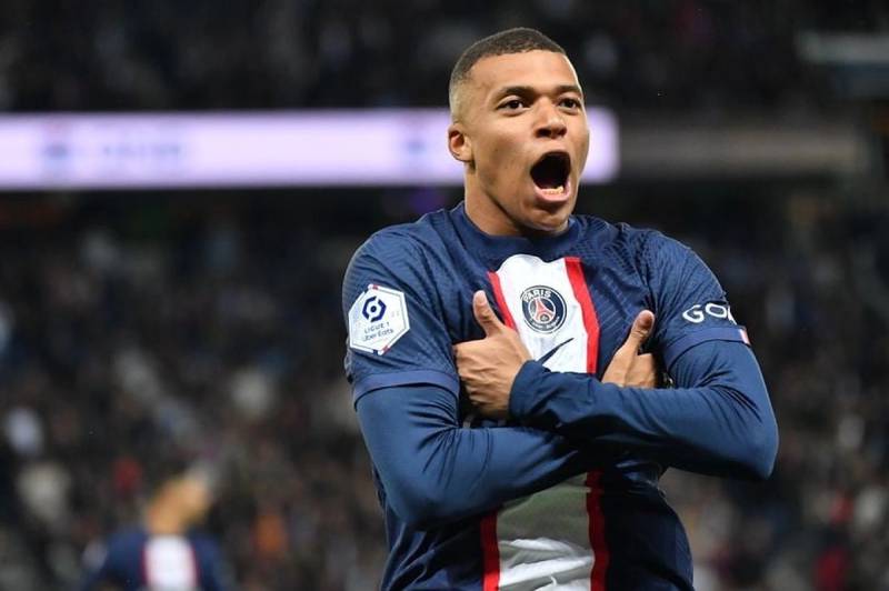 Tiểu Sử Mbappe - Ngôi Sao Sáng Tiềm Năng Của Bóng Đá Thế Giới 3 Vị thế mới khi khoác màu áo Paris Saint-Germain